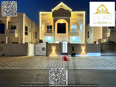 فيلا كلاسيك على الشارع العام الرئيسي مساحة أرتداد أمام الفيلا كبير بسعر لقطة