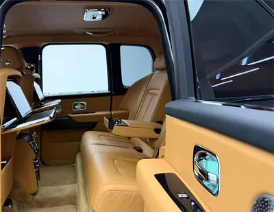 2022 ROLLS-ROYCE CULLINAN — миниатюра 17