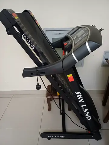 Sky Land EM-1265 Folding Treadmill - Good Working Condition