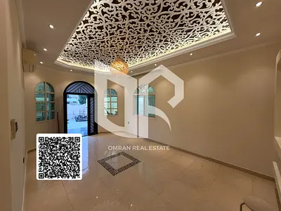 فلة واسعة ومتميزة للإيجار في المويهات 2 – عجمان ✨   فرصة سكنية رائعة للعائلات الباحثة عن الفخامة والمساحة الكبيرة في موقع استراتيجي وقريب جداً من شارع