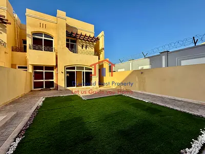Exquisite 4-Bed Villa with Generous Backyard Space