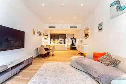 Vacant on Transfer | Large Layout | 2 Parking Spaces