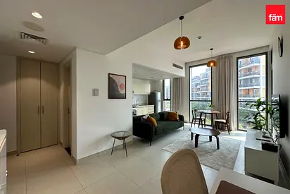 Big Layout | Furnished | Community View
