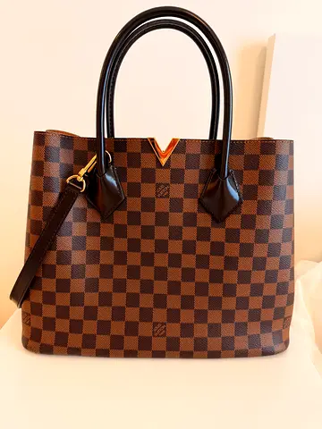 Women handbag