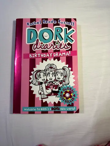 Dork Diaries: Birthday Drama (Rachel Renée Russell)
