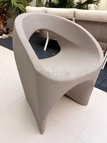 6 Modern Sculptural Outdoor Chair