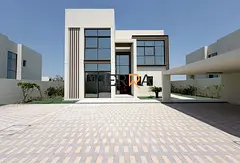 Modern Design | Huge Layout | Community View