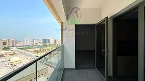 Spacious 4-bed flat (2,300 sq.ft) with maid's room, 2 masters, 5 baths, 2 parkings & amenities. Paym