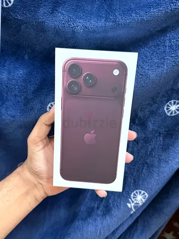 Iphone 18 pro max 2TB Physical sim burgundy