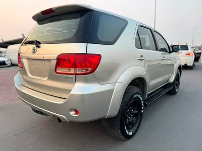 2007 Toyota FORTUNER — фото 2