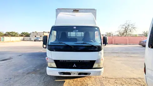 2015 model Mitsubishi canter pick up, cargo body, 410000 kilometer