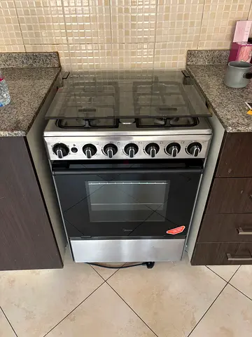 Midea 4-Burner Gas Cooker with Oven
