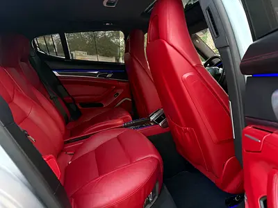 صورة 8 لـ 2014 Porsche PANAMERA