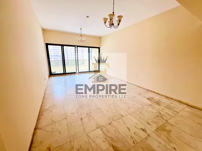 Open view Prime location master room wardrobe big space exit to Dubai