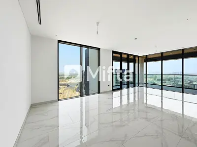 2.5% Commission | 4 BR | Stunning Lagoon Views
