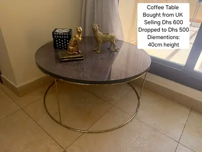 Coffee Table
Bought from UK
Selling Dhs 600
Dropped to Dhs 400
Diementions:
Diameter 83 cm
40cm H