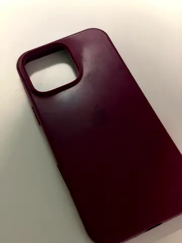 Apple Silicone Case (Deep Purple) – Good Used Condition