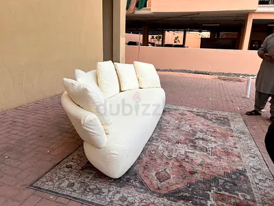Premium Quality GiorGetti Italian Sofa Like new Condition