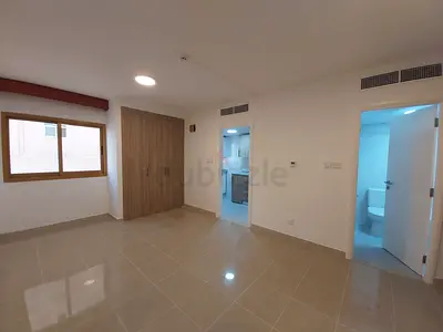 Studio Avalible for rent sharing with executive bachelor