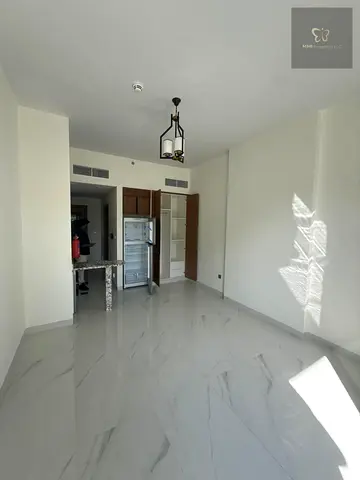 Semi-Furnished | Brand NEW | Big Layout