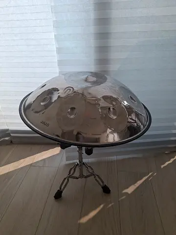 Handpan on Stand needs tuning