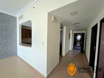 1BR Apartment | Wimbledon Tower | Balcony | City Views