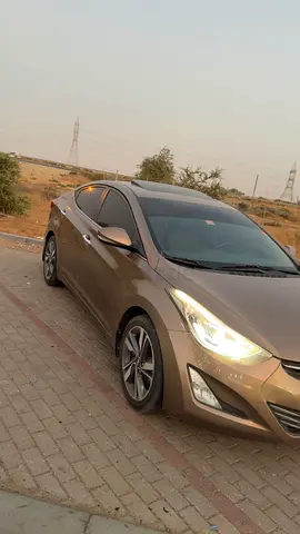 Hyundai Elantra Smart 2015 GCC Specs
