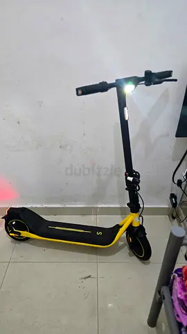 E scooter excellent condition