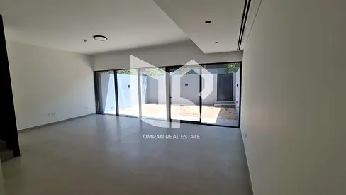 4-bedroom townhouse, AED 200,000 less than the market price 🔥