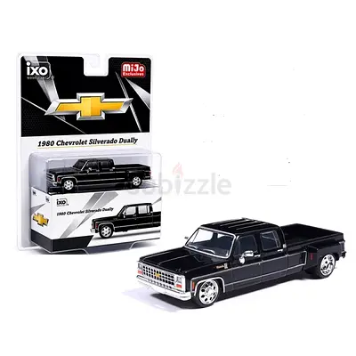 IXO 1/64 1976 Chevrolet Scottdale C20 Diecast