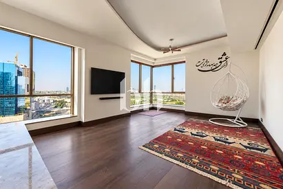 Upgraded | Vacant | Unfurnished