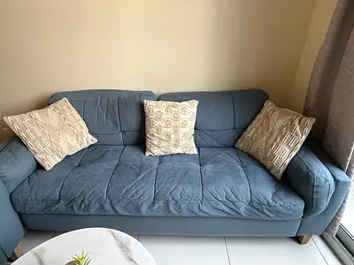 Blue 3-seater sofa in good condition with cushions