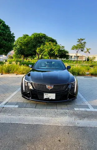 Cadillac CT5 V-Series Blackwing 2025 GCC Specs (with carbon fiber 1 & 2 package)