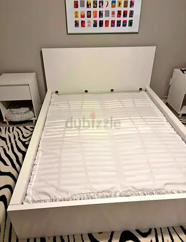 Ikea king size bed with mattress and storage drawers