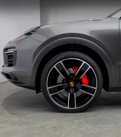 2022 Porsche CAYENNE — миниатюра 17