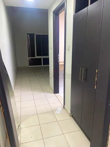 Room for rent in a villa at Al Barsha south