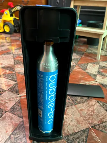 Bubble Bro Sparkling Water Maker + 60L CO2 Cylinder (Black)