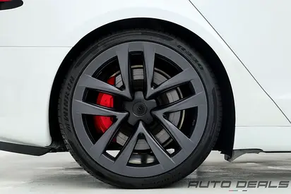 2023 Tesla MODEL S photo 10