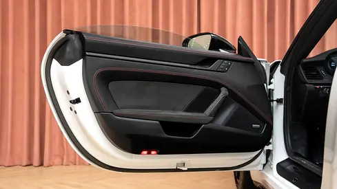2023 Porsche 911 — фото 10