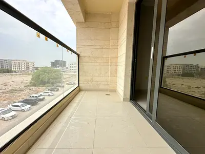 Like brand new 1bhk with balcony and 2 washroom in Aljada price 40k