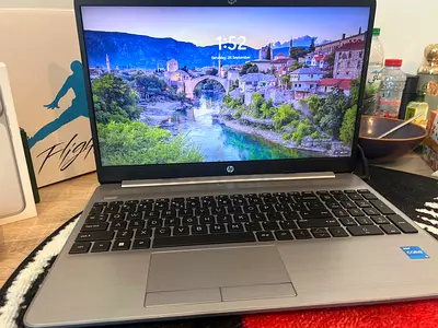 HP 250 G8 — i5 / 32GB RAM / 1TB Storage 💻 HP 250 G8 Notebook PC ⚡ 11th Gen Intel Core i5-1135G7 🧠