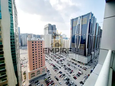 Luxury Living_One Month Free_Wardrobes_Balcony_Aminities Free_Prime Location