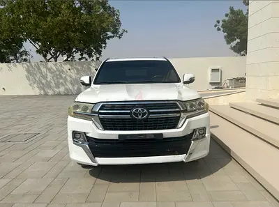 2009 Toyota Land Cruiser VXR GCC Specs