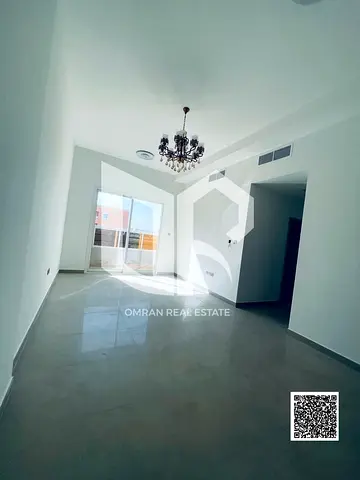 شقة غرفتين وصالة وبلكونة (أول ساكن) مع 2 حمام وتكييف مركزي للإيجار السنوي في النعيمية 2 بجوار أبراج النعيمية - عجمان فرصة سكنية عائلية استثنائية