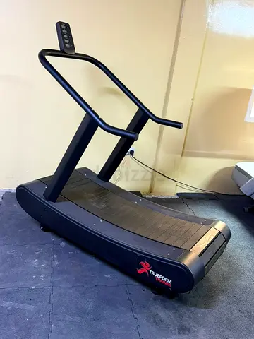Curved Manual Treadmill - TrueForm-style, Good Working Condition