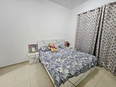 🏠 للبيع غرفة وصالة مؤثثة ومؤجرة في سيتي تاور – دخل شهري قائم