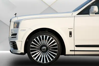 2021 ROLLS-ROYCE CULLINAN 照片 7