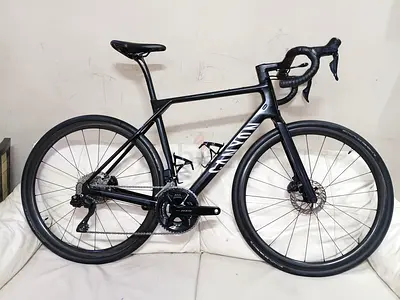 FullCarbon Canyon RoadBike ElectricShifter Shimano New 105 12*2Speed NewMan CarbonWheelSet NewCondi