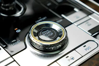 2020 Bentley FLYING SPUR photo 8