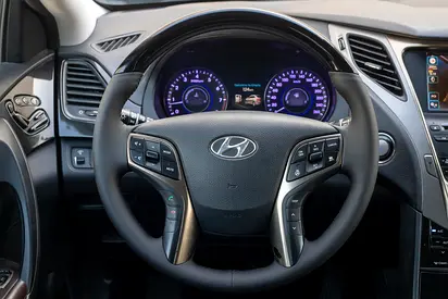 2013 Hyundai AZERA — фото 9
